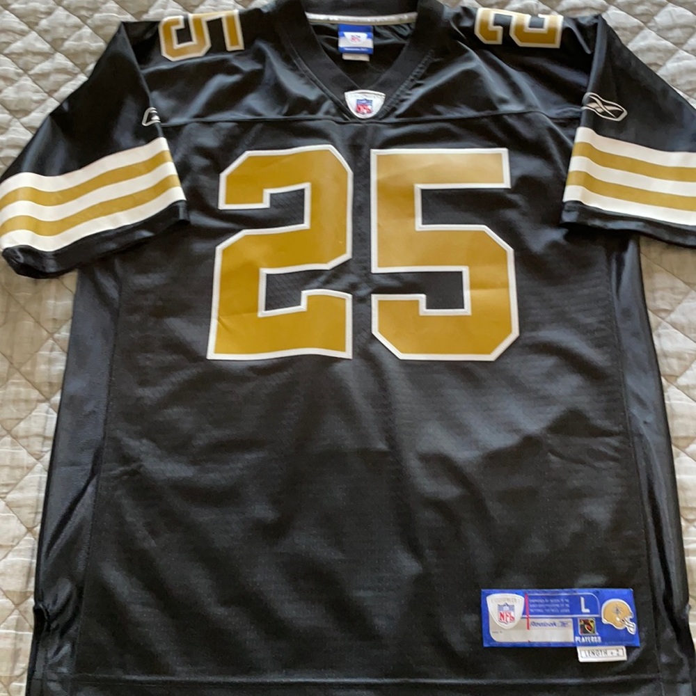 Reggie Bush Jersey. Patch Lettering and numbers.